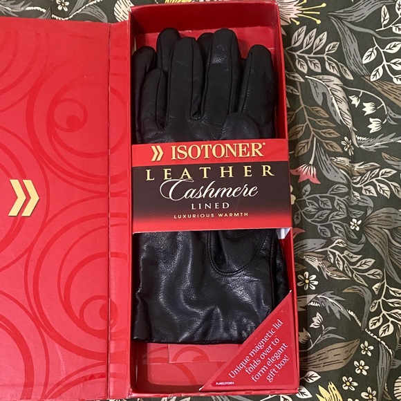 Vintage Isotoner Luxurious Black Leather Gloves 100% cashmere lined gloves - Picture 11 of 11